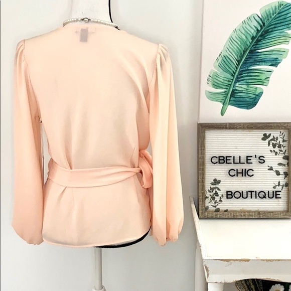 NWT Chelsea28 Wrap Top in Crepe Blush Sz S - Picture 2 of 12